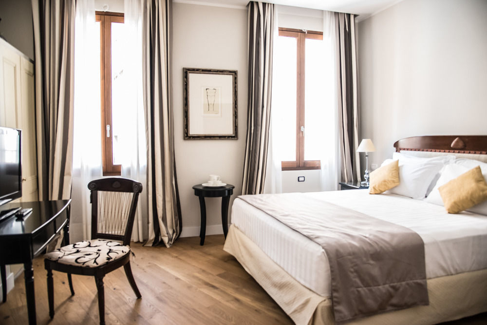 Hotel Monte Cenci Rome Exterior photo